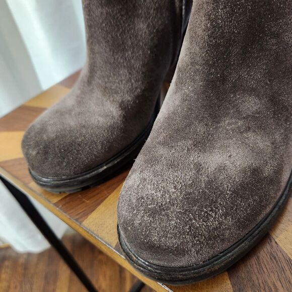 Sam Edelman Size 9.5 M Gray Suede Boots Franklin Distressed Heeled Ankle Bootie - Picture 4 of 16
